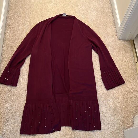 Chico’s ladies pleated burgundy faux pearl cardigan size medium. - Picture 6 of 6